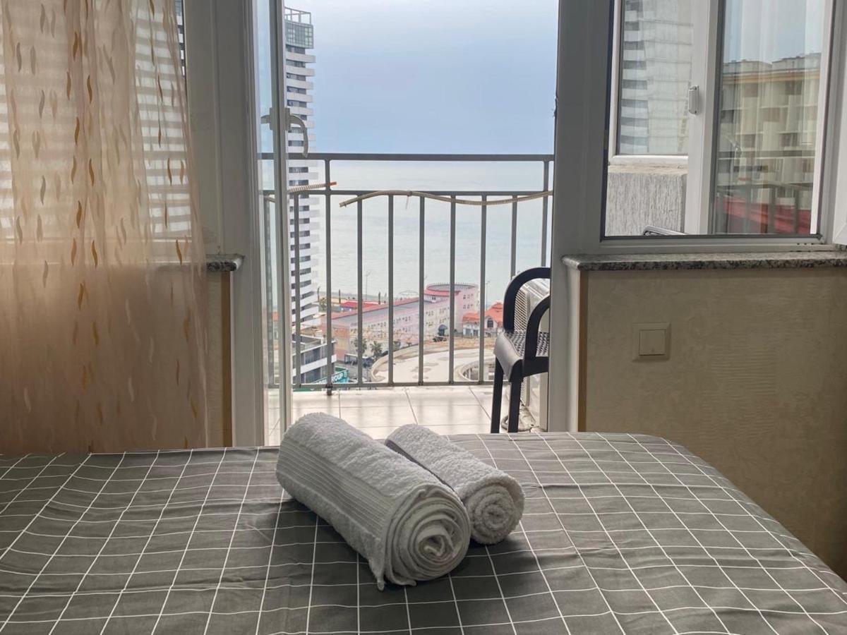 Apartment Black Sea Side Batumi Ngoại thất bức ảnh